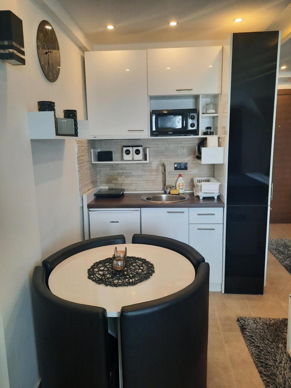 Milmari P79 Apartment Kopaonik Luaran gambar